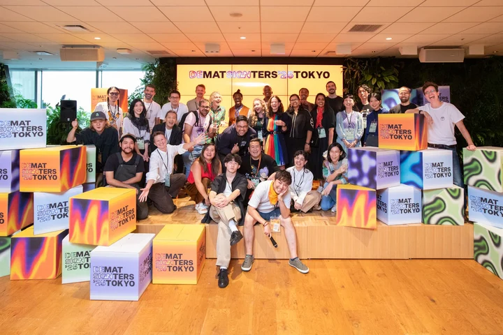Design Matters Tokyo '25の会場で撮影された集合写真